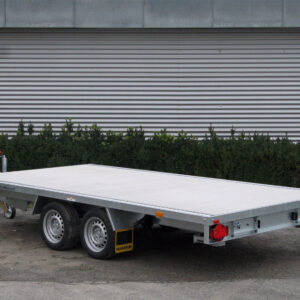 Humbaur Universal 3500 Aluboden, Seilwinde, Rampen – Bild 6