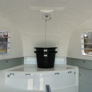 Humbaur Equitos Alu Plus 2400 Sattelkammer & Seitentrittschutz | 100 km/h Reifen – Bild 9