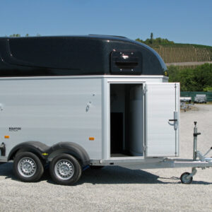 Humbaur Equitos Alu Plus 2400 Sattelkammer & Seitentrittschutz | 100 km/h Reifen – Bild 14