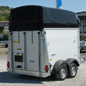 Humbaur Equitos Alu Plus 2400 Sattelkammer & Seitentrittschutz | 100 km/h Reifen – Bild 5