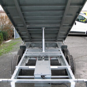 Unsinn UDK 3017-26-13 Stahlboden, E-Pumpe, 10 Zurrpins Spinlock – Bild 11